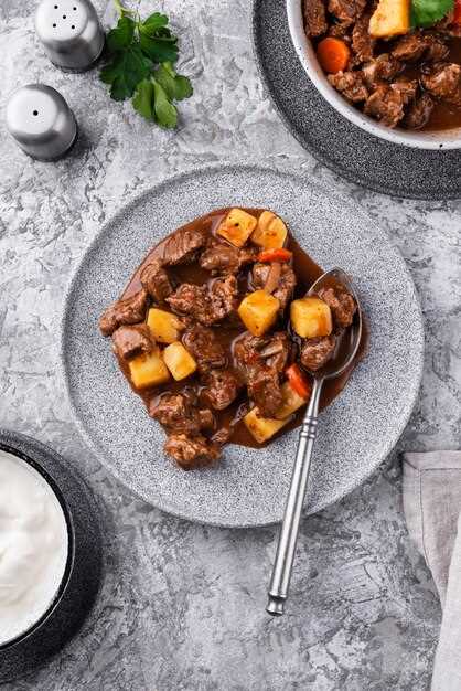 Процесс приготовления и секреты сочной тушенки