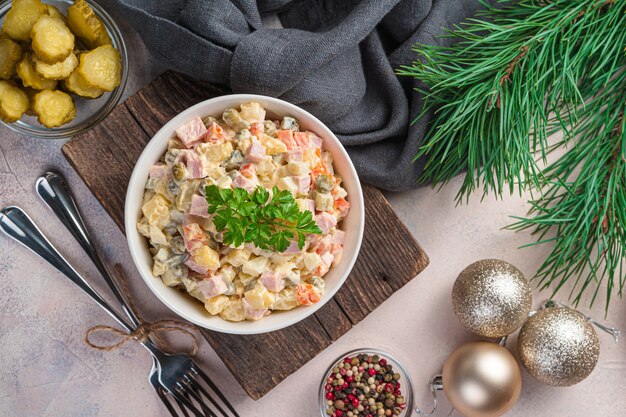 Теплый салат из опят с картофелем и морковью: особенности приготовления