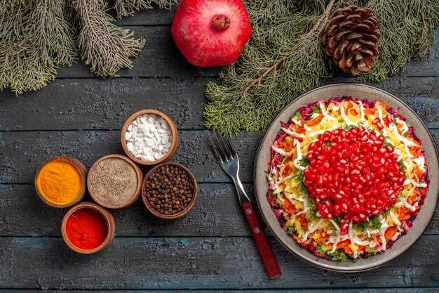 Мясные рулеты с начинкой из овощей и сыра