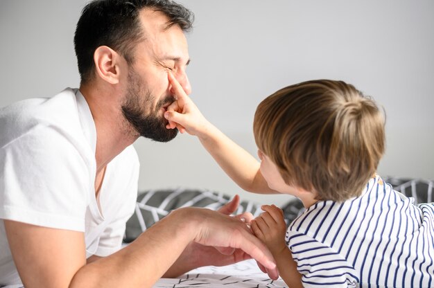 Практические советы для родителей: как помочь ребенку справиться с эмоциональным кризисом