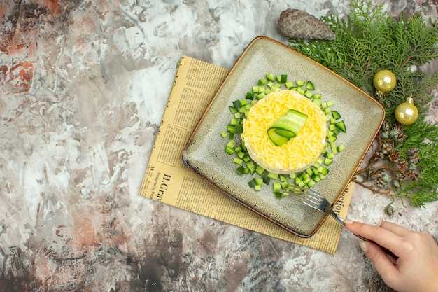 Техника сборки и подачи салата
