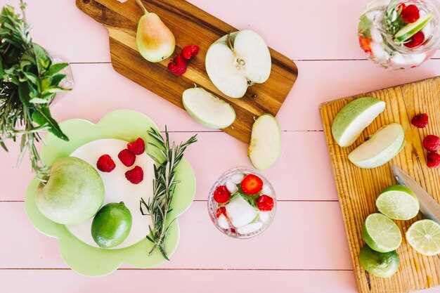 Салаты с яблоками: классические и современные вариации